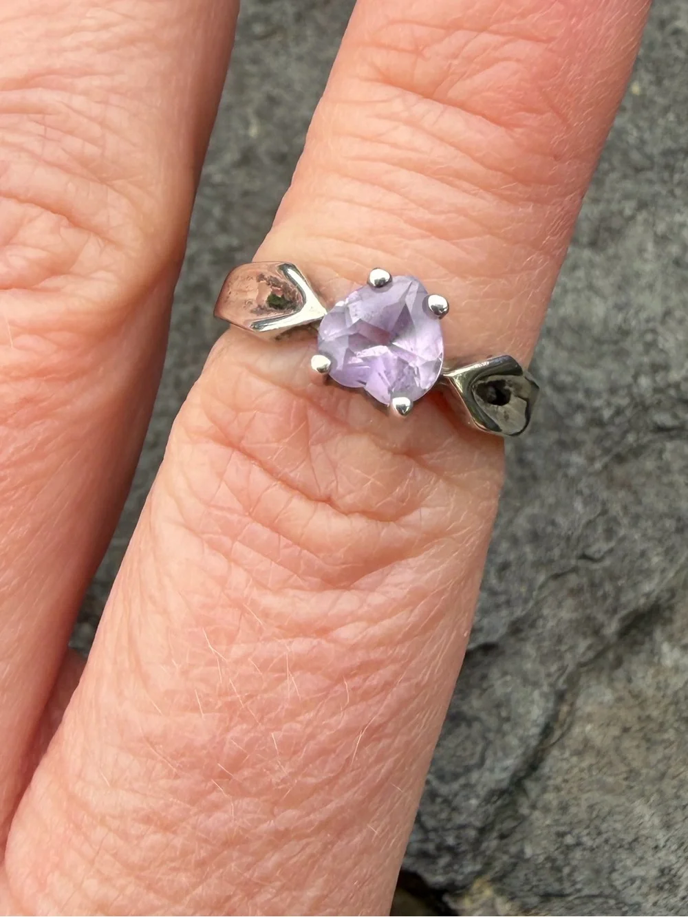 Vintage Avon Sterling Silver Amethyst Heart Ring